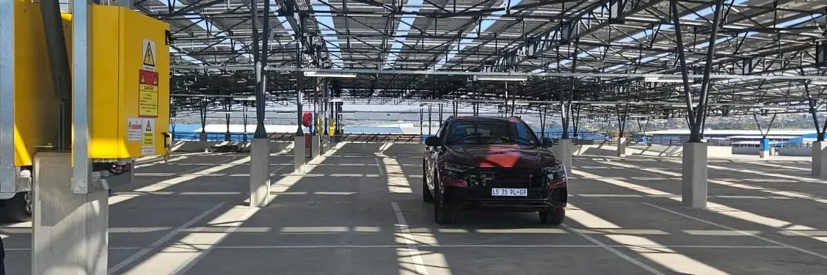 Zamori‑designed commercial solar array in Gauteng
